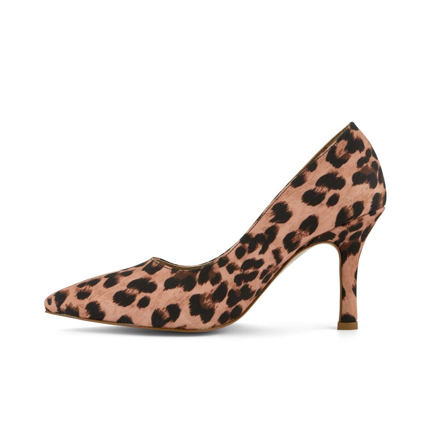 Zapatos de tacón con actitud de moda 