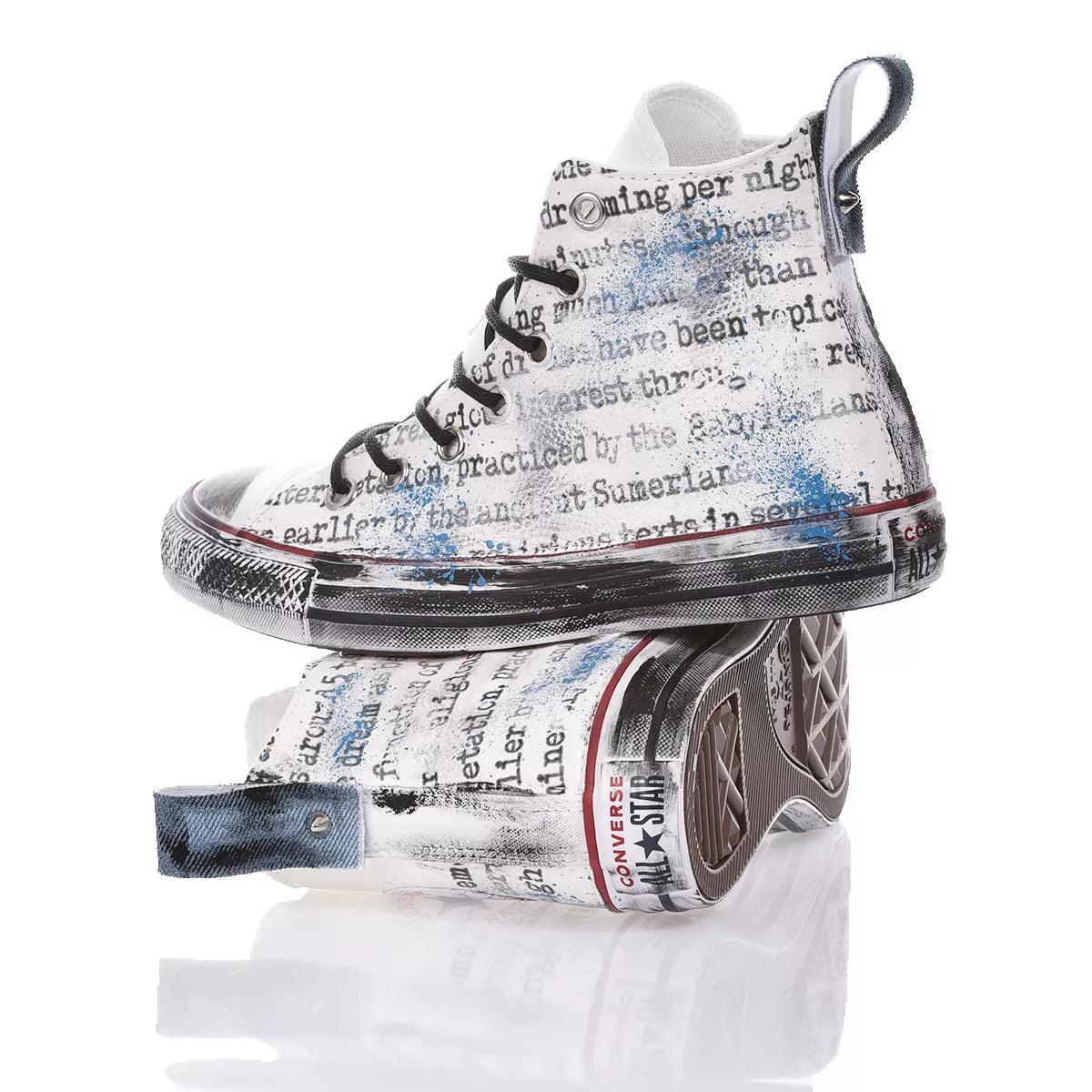 Converse Type Jeans
