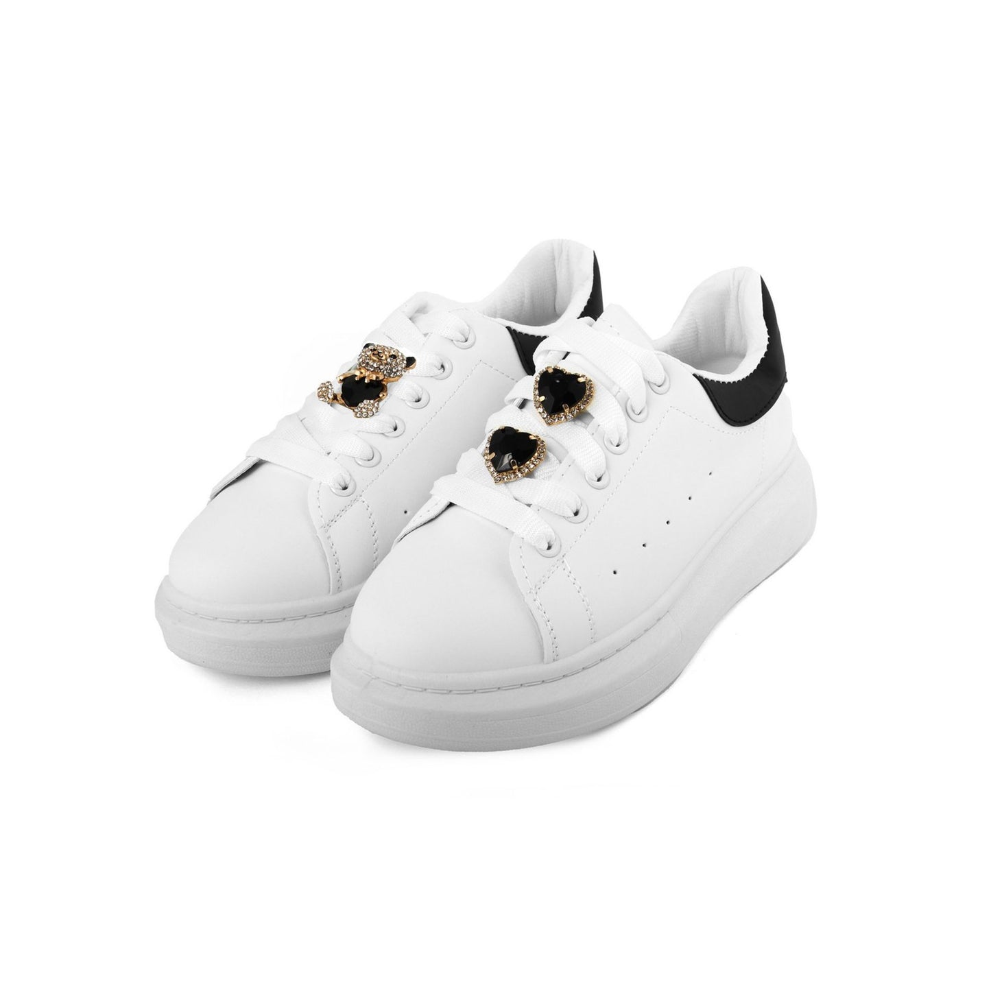 Zapatillas deportivas con actitud de moda 