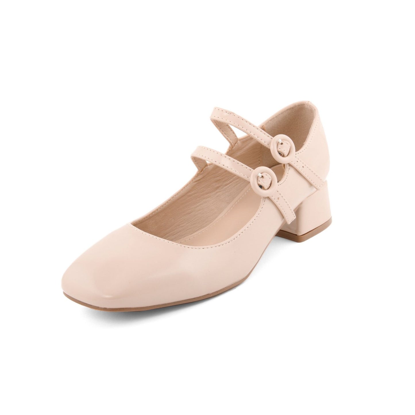 Zapatos de tacón con actitud de moda 