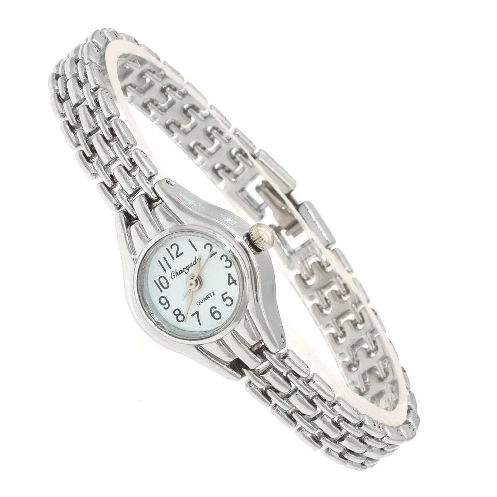 Orologio da polso da donna carino Mujer Relojes dorati Orologio al quarzo con quadrante piccolo Orologio da polso popolare Ora orologi eleganti da donna femminili