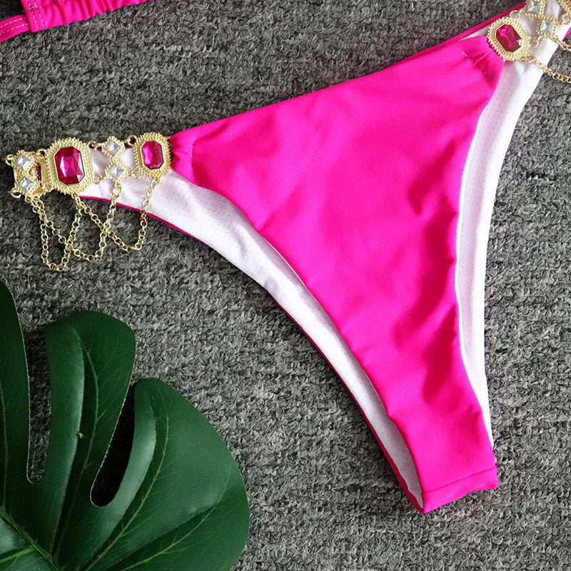 Catene di metallo con scollo all'americana Strass Diamante Bikini Costume da bagno donna Costumi da bagno femminili Due pezzi Bikini set Costume da bagno brasiliano Swim