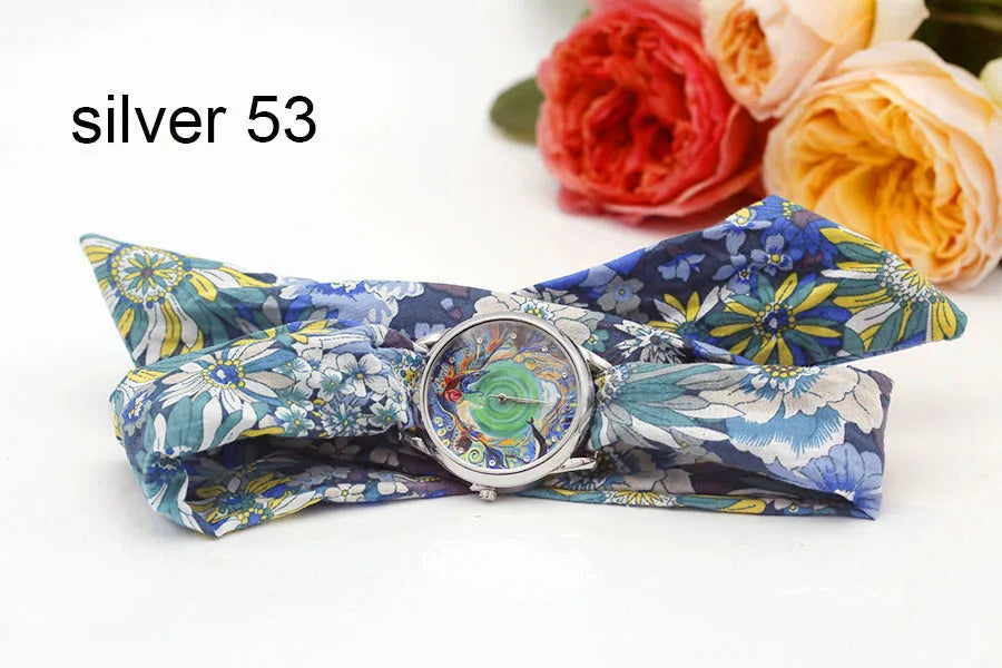 Shsby Nuovo orologio da polso in stoffa da donna Orologio da donna alla moda Orologio al quarzo argento di alta qualità Orologio da ragazza dolce Orologio in tessuto