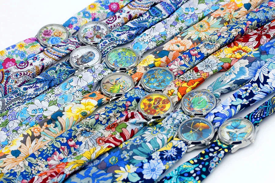 Shsby Nuovo orologio da polso in stoffa da donna Orologio da donna alla moda Orologio al quarzo argento di alta qualità Orologio da ragazza dolce Orologio in tessuto