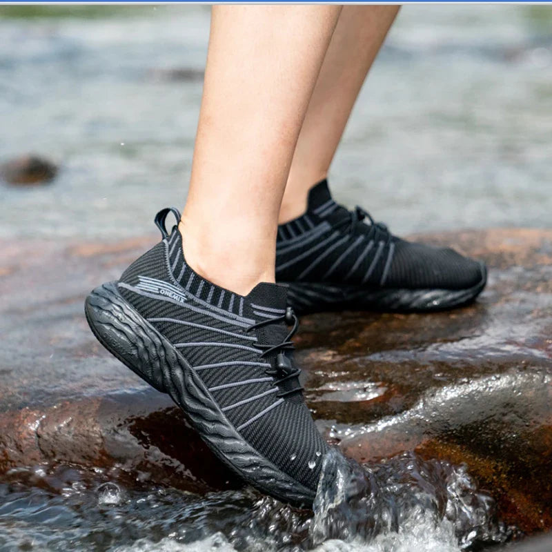 ONEMIX Scarpe da corsa impermeabili per uomo Scarpe da ginnastica da allenamento leggere e traspiranti da donna Scarpe sportive slip-on da trekking all'aperto