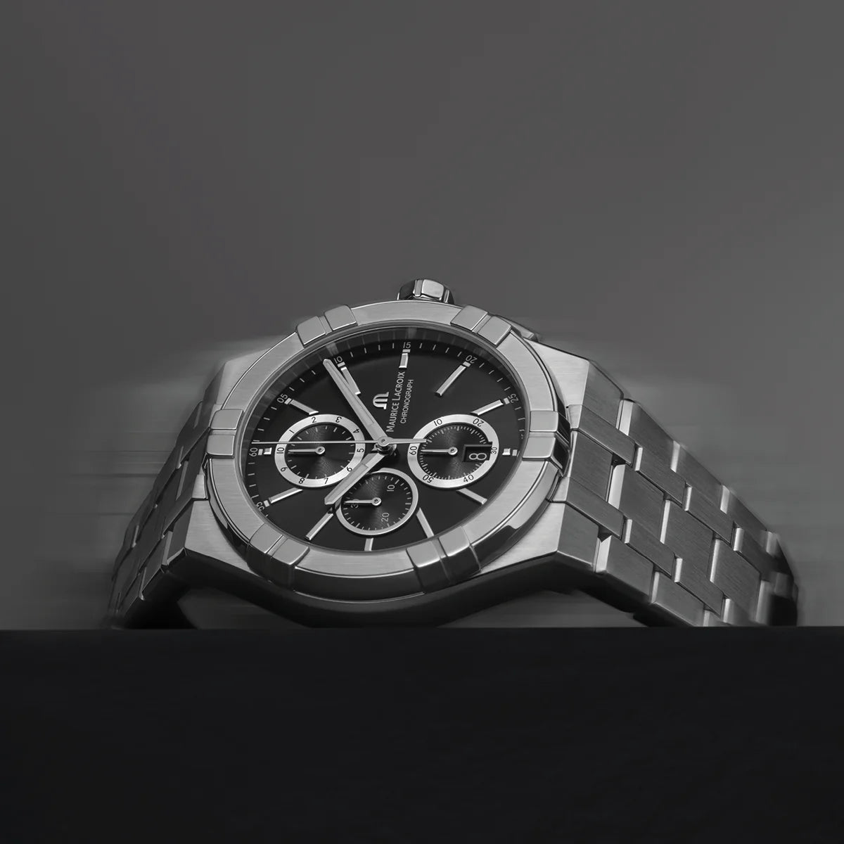 Maurice Lacroix Aikon Quartz Chronograph – Quarzo Swiss Made Nero 42mm AI1118-SS002-330-1