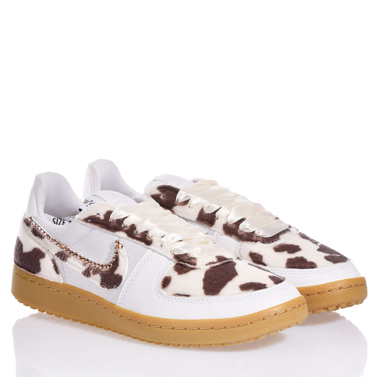 Nike Field Cow