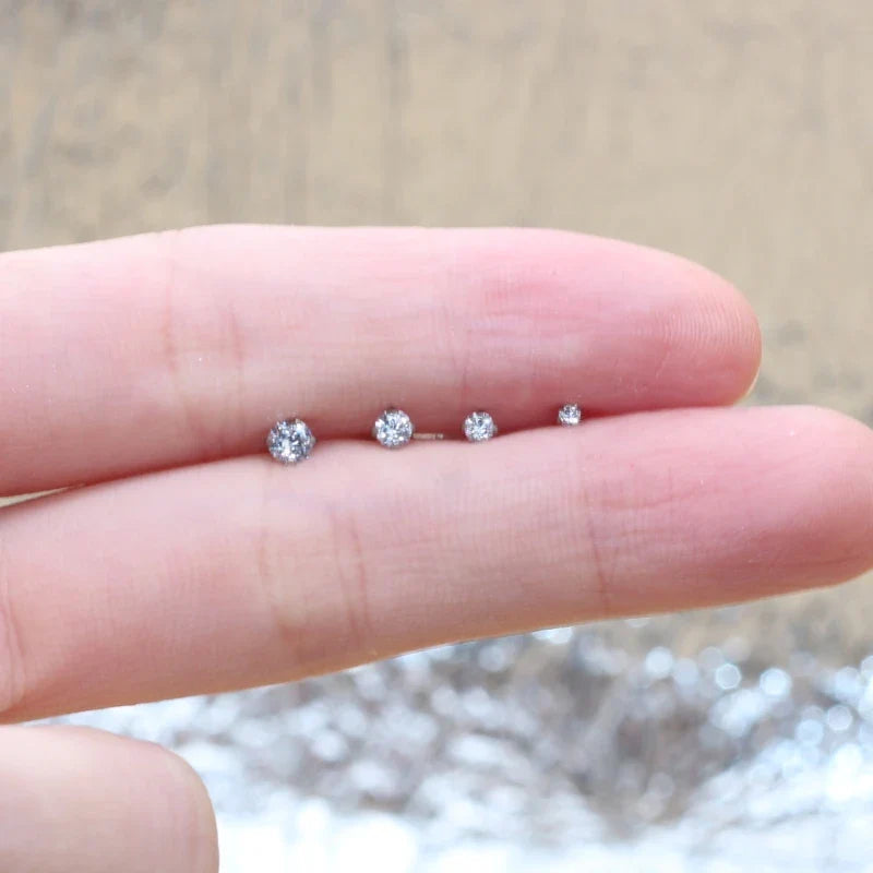 Super Mini 1.5MM 2MM zirconi in acciaio inox Push Back orecchini a bottone per uomo donna 2PC delicato Jewerlry