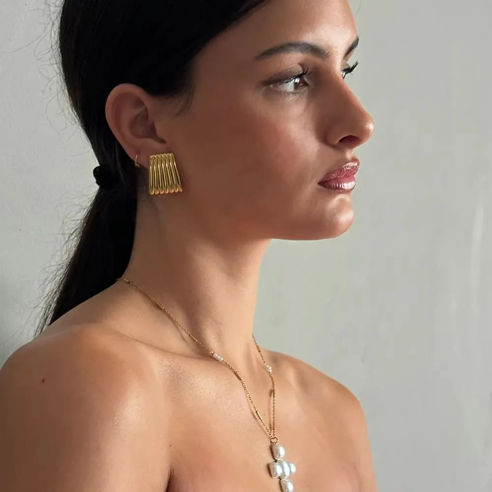 Orecchini a Perno Geometrici a Forma di C Multistrato Placcati in Oro 18K, Antiruggine, in Acciaio Inossidabile per Donne