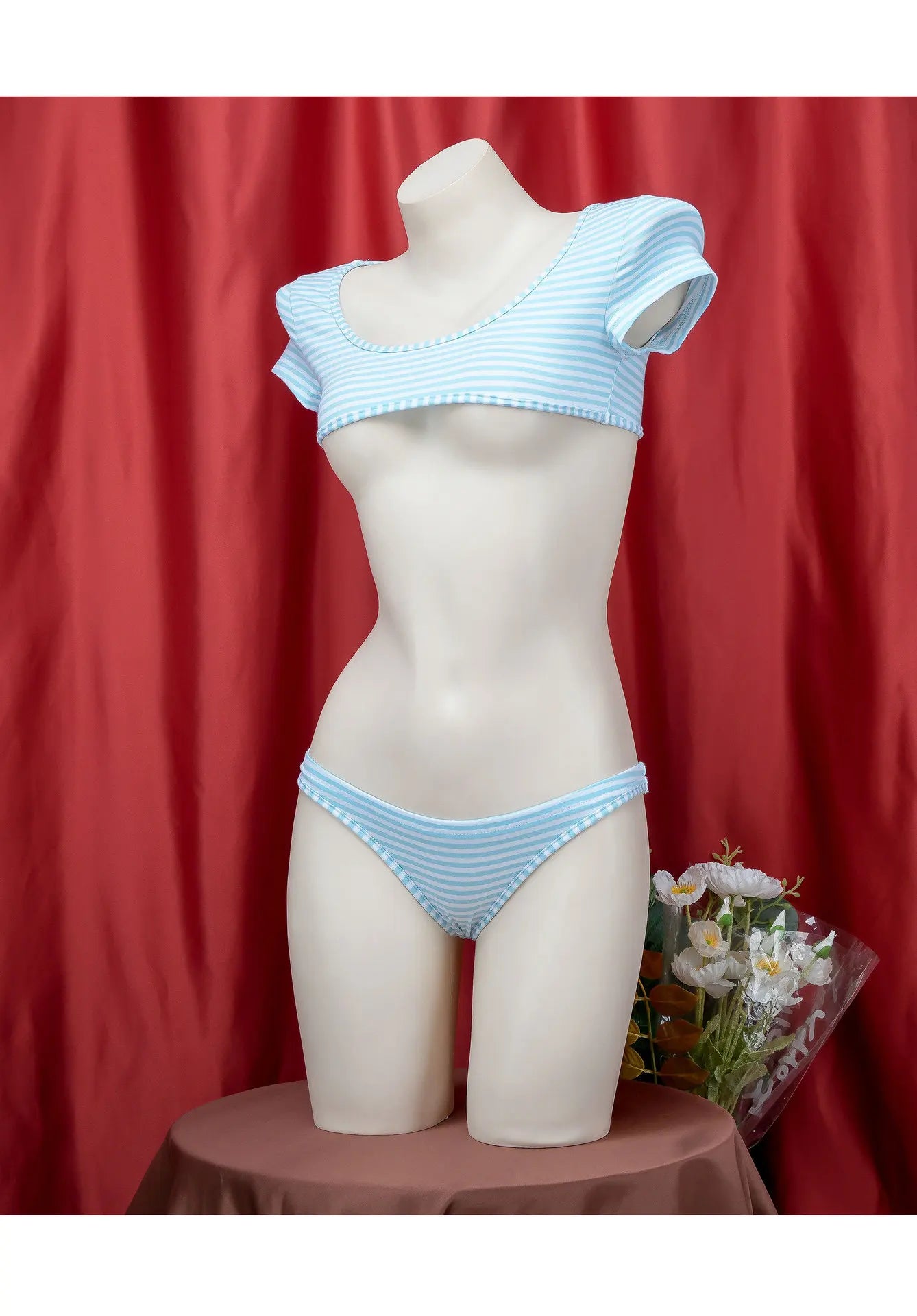 La biancheria intima giapponese della maglietta a righe Super corte imposta il Bikini uniforme delle ragazze del Costume Cosplay della scuola di stile a tre punti