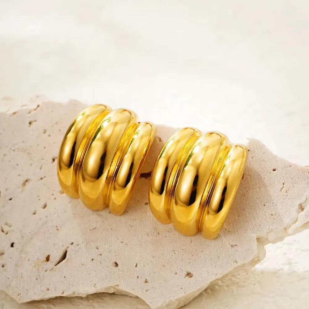 Orecchini a Perno Geometrici a Forma di C Multistrato Placcati in Oro 18K, Antiruggine, in Acciaio Inossidabile per Donne