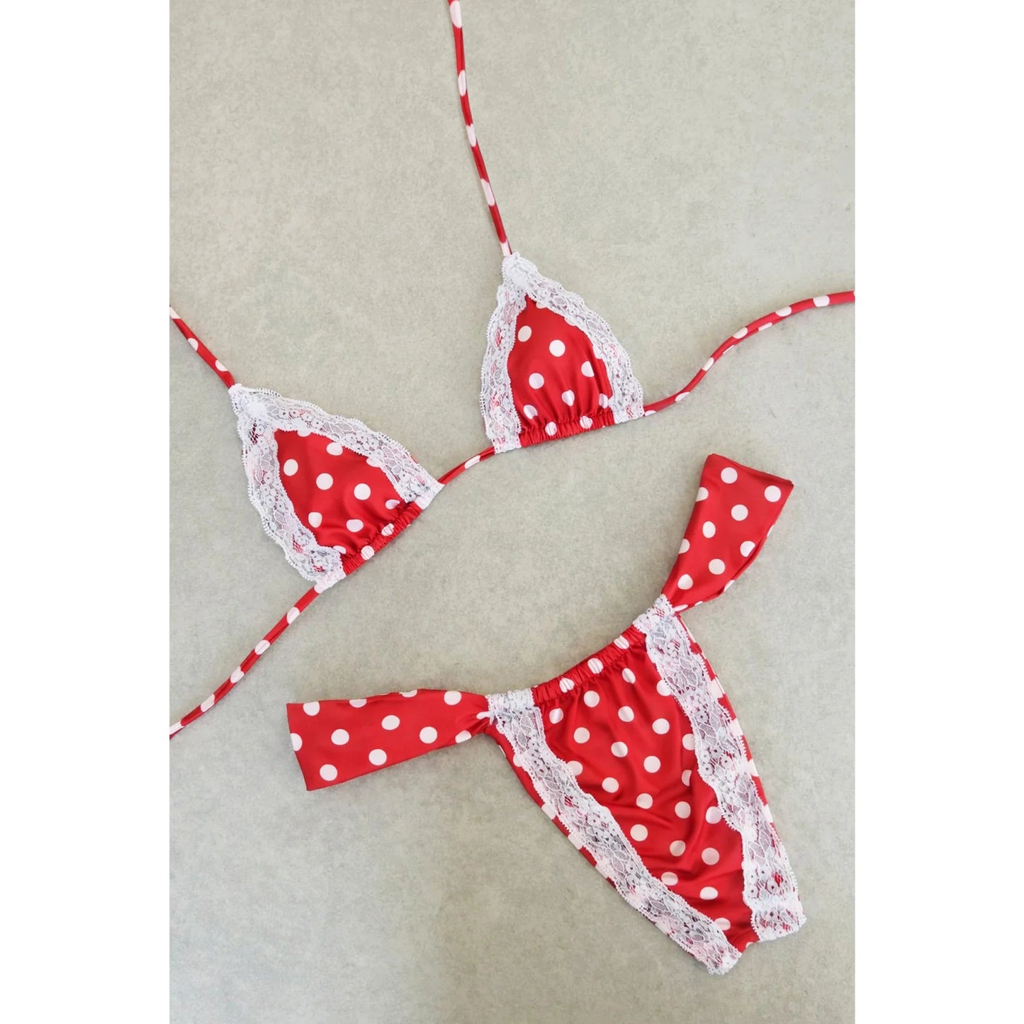 Nuovo Sexy Bikini Brasiliano con Inserti in Pizzo, Costume da Bagno Femminile con Stampa e Allacciatura al Collo, Biquini