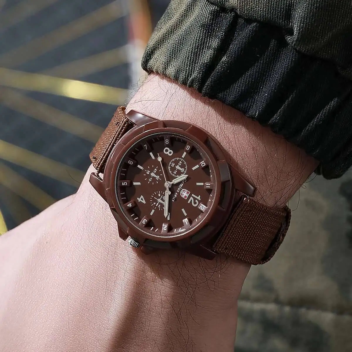 Orologi militari da uomo casual Orologio da polso sportivo al quarzo Cinturino in nylon Orologio da uomo Relogio Masculino (senza scatola)