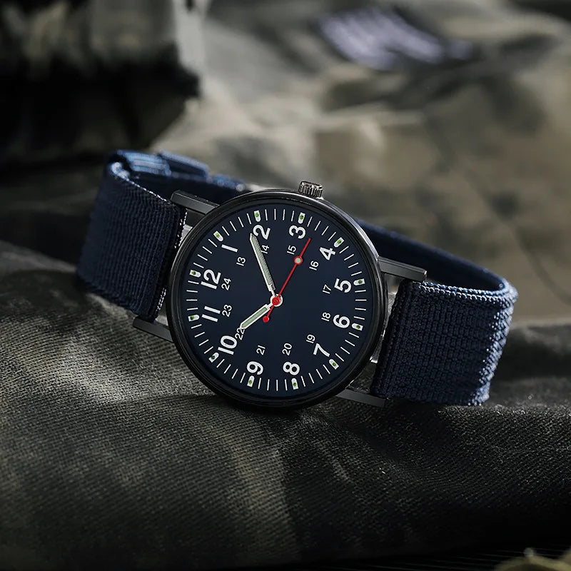 Orologi da uomo di design di lusso Orologio vincitore da uomo in lega a carica manuale luminoso Orologio da polso compatto squisito da uomo Relogios Masculino