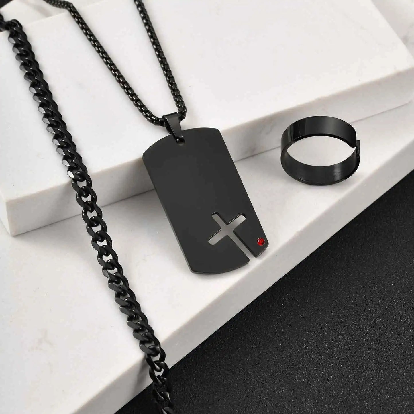 Set di 3 Pezzi: Collana Dogtag per Uomini e Ragazzi, Bracciale con Catena Cubana in Acciaio Inossidabile, Set di Anelli Impermeabili Regalo