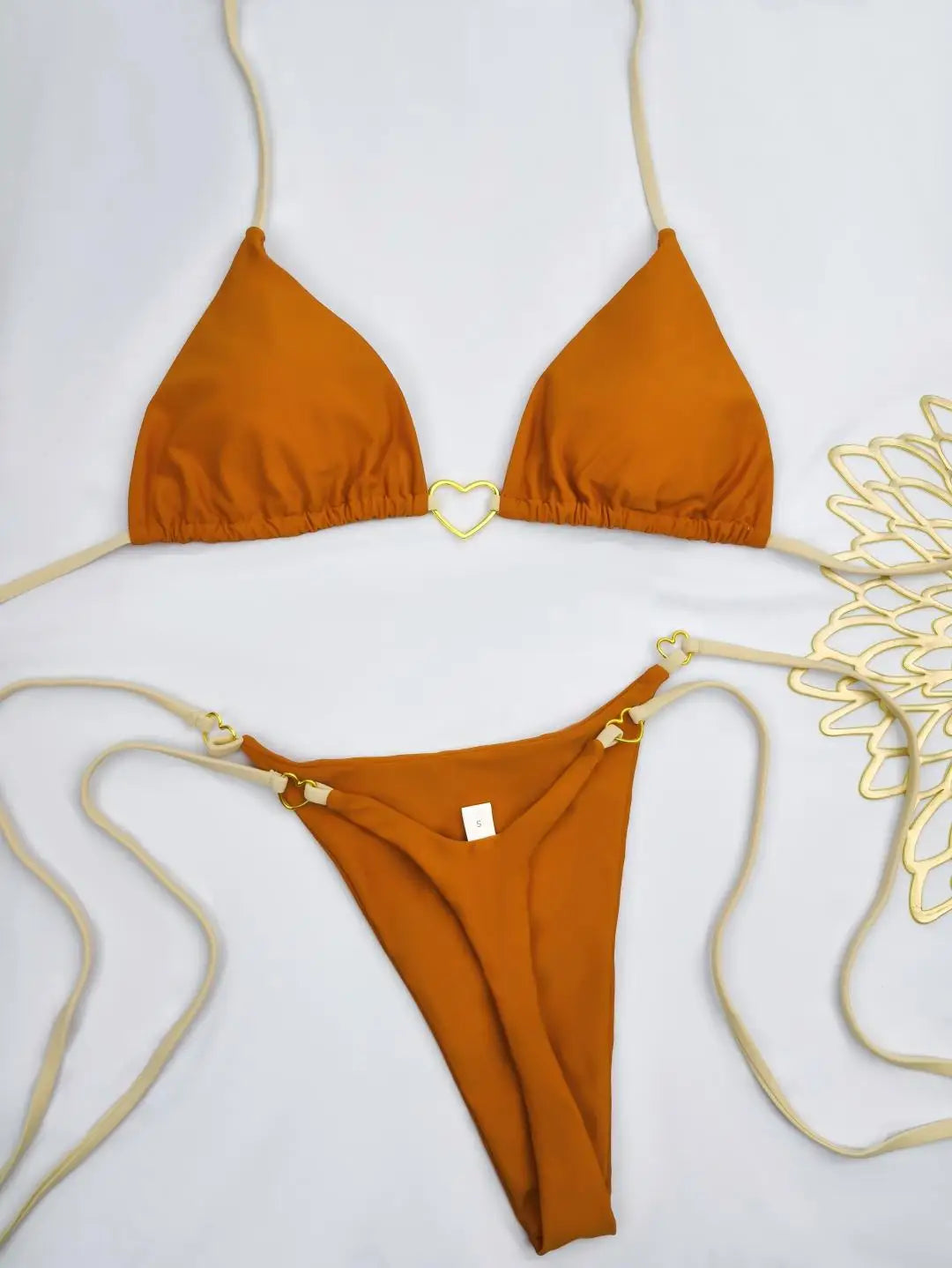 Nuovo costume da donna bikini bianco tinta unita costume da bagno alla moda con lacci a vita bassa set da due pezzi