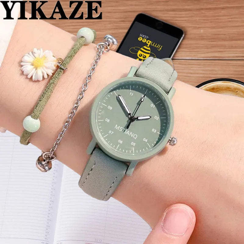 YIKAZE orologio da donna cinturino in pelle PU orologi al quarzo da donna orologio da polso da donna con quadrante rotondo impermeabile orologio da polso da donna