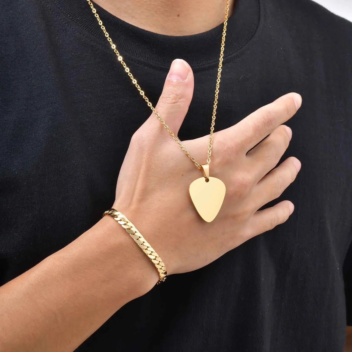 Vnox Set di 2 Pezzi Collana con Ciondolo e Bracciale da Uomo, Set di Gioielli in Acciaio Inossidabile Colore Nero Oro Argento, Regali di Gioielleria alla Moda