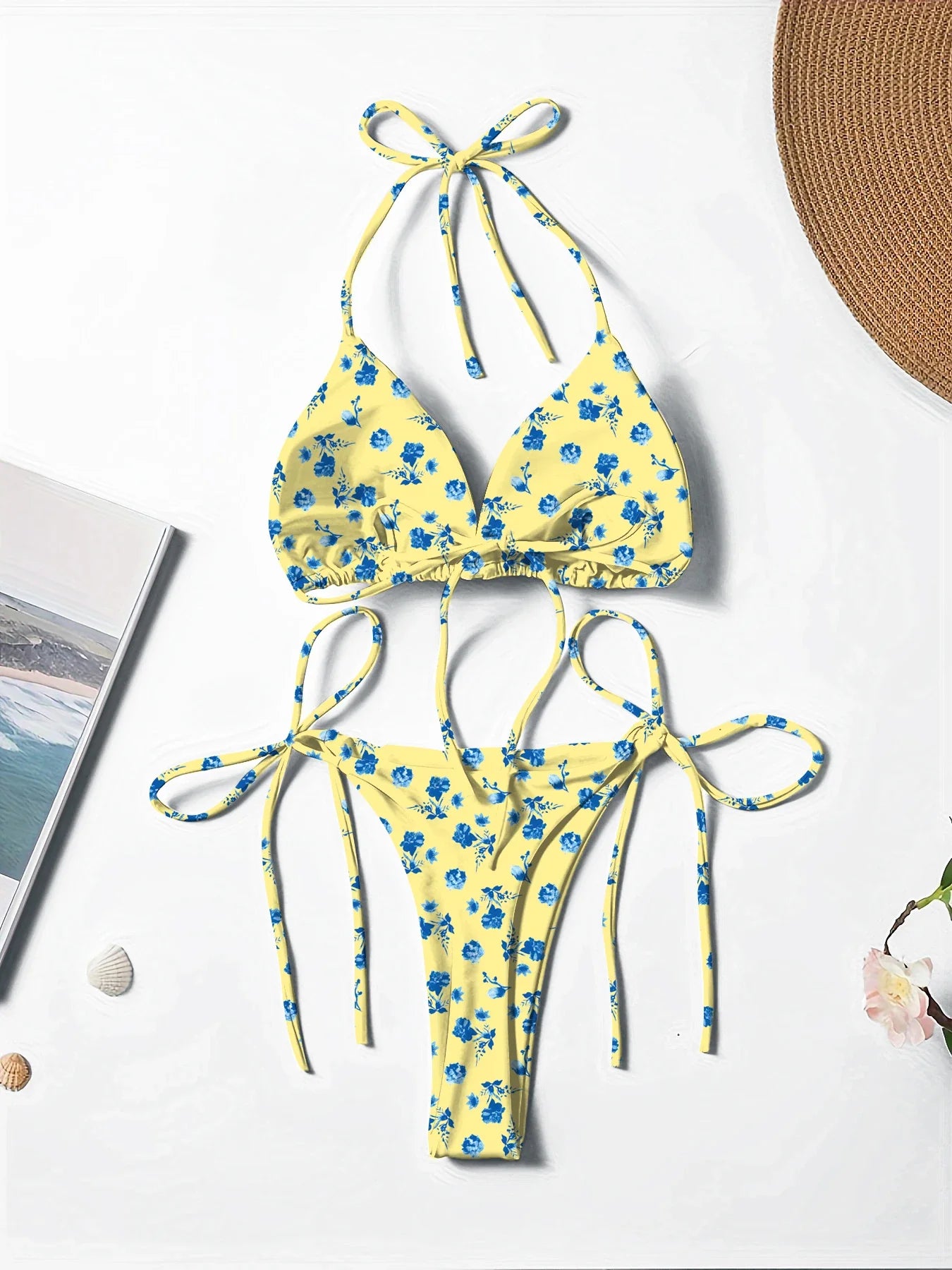 Nuovo Stile Bikini Due Pezzi da Donna Stampato, Fresco e Alla Moda, con Laccetti al Collo, Sexy e Trendy