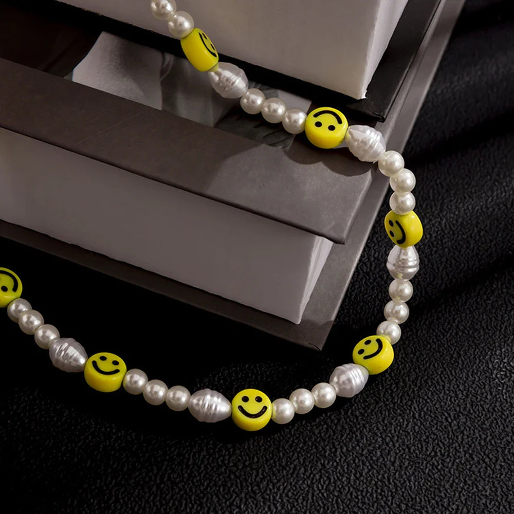 Bracciale con collana con volto sorridente di perle divertenti per donna Uomo Vitalità Sorriso colorato Accessori girocollo con perline Set di gioielli di moda
