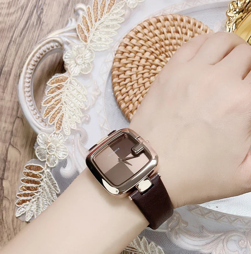 Elegante orologio da donna con movimento al quarzo in stile minimalista nordico ultrasottile con cinturino in vera pelle alla moda e confezione regalo