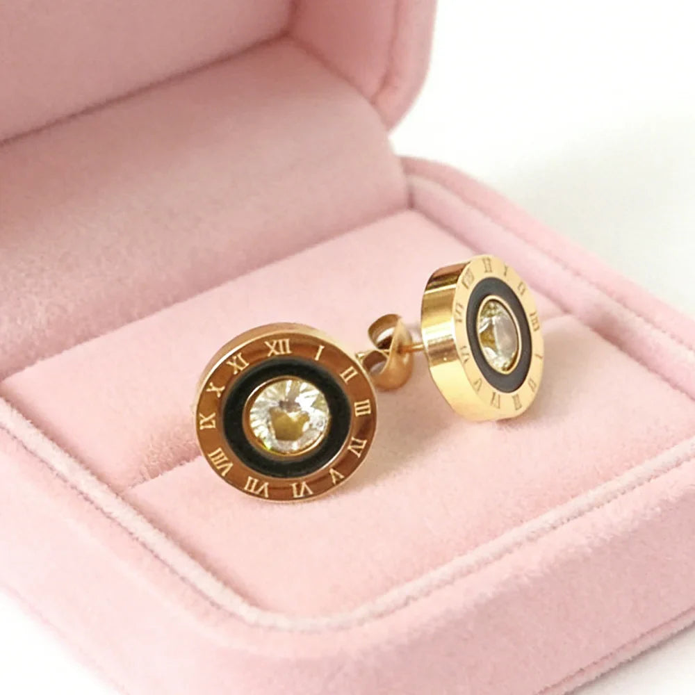 Orecchini a bottone con numeri romani in acciaio inossidabile 316, rotondi, brillanti, con zirconi AAA, diametro 12 mm, per donna, gioielli di marca di alta qualità