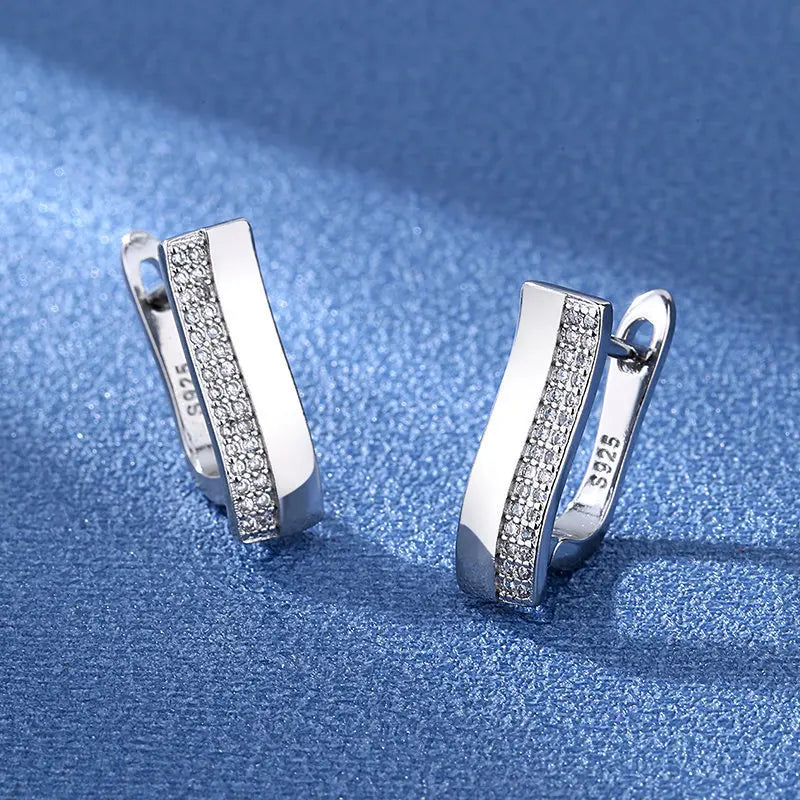 Orecchini in argento sterling 925 gioielli di alta qualità retrò modello semplice orecchini con zirconi bianchi viola vendita calda