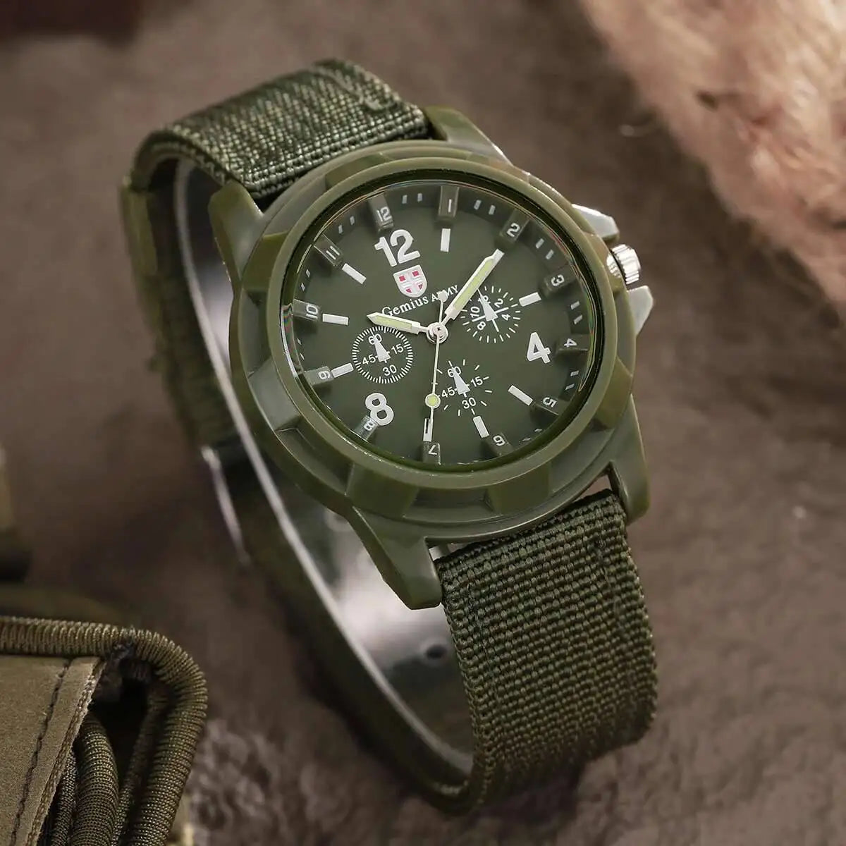 Orologi militari da uomo casual Orologio da polso sportivo al quarzo Cinturino in nylon Orologio da uomo Relogio Masculino (senza scatola)