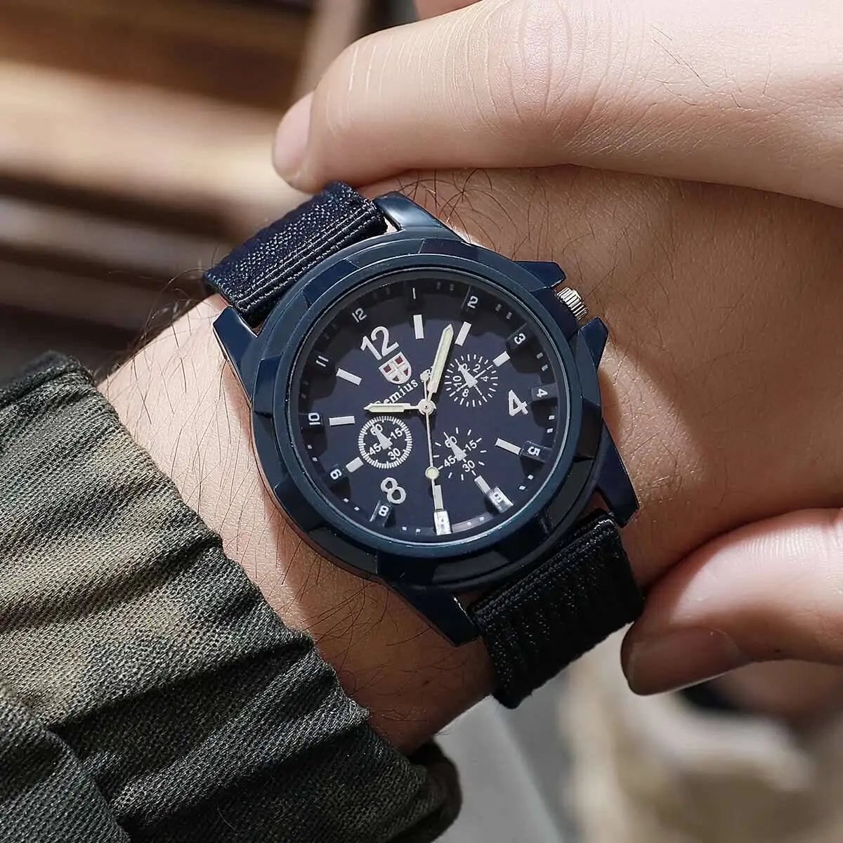 Orologi militari da uomo casual Orologio da polso sportivo al quarzo Cinturino in nylon Orologio da uomo Relogio Masculino (senza scatola)