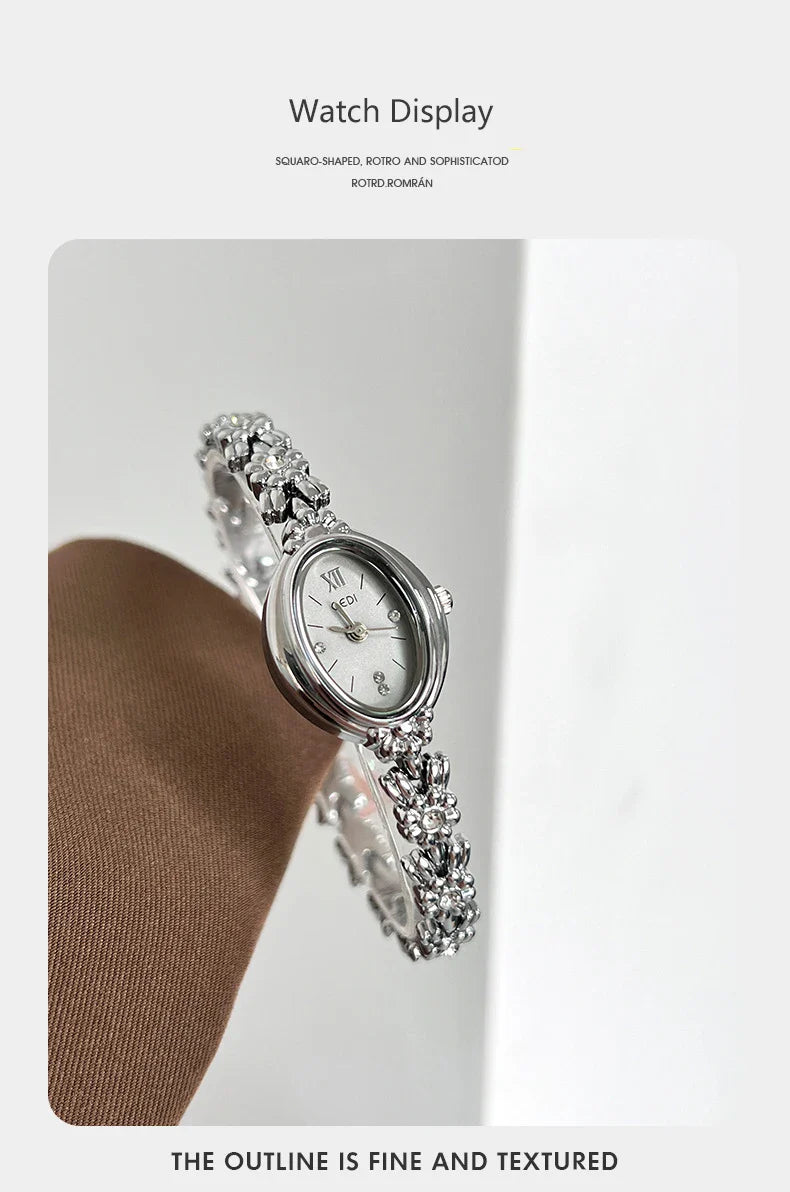 Orologio da donna Luce di lusso retrò tempestato di diamanti Bracciale di alta bellezza Orologi da donna squisiti alla moda