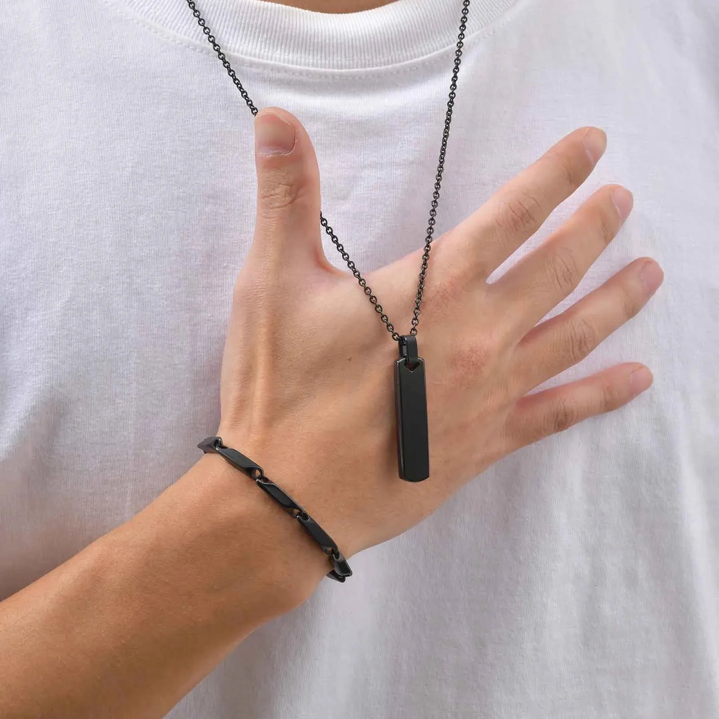 Vnox Set di 2 Pezzi Collana con Ciondolo e Bracciale da Uomo, Set di Gioielli in Acciaio Inossidabile Colore Nero Oro Argento, Regali di Gioielleria alla Moda