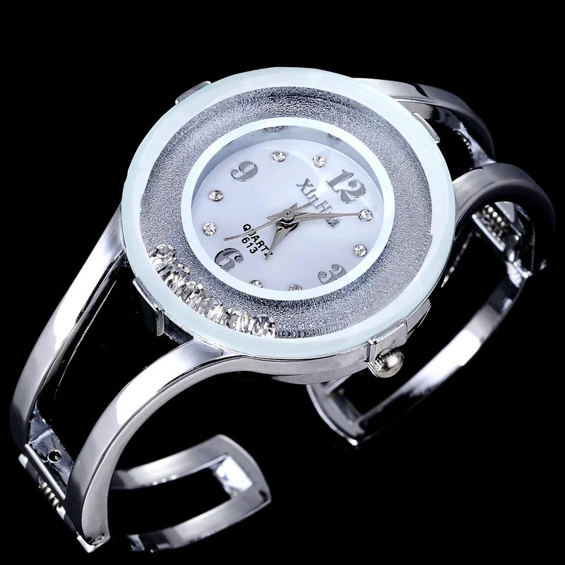 Orologi da donna Bracciale Relogio Feminino Orologio da polso al quarzo moda Orologio da polso da donna in acciaio inossidabile con cristallo Bayan Kol Sat