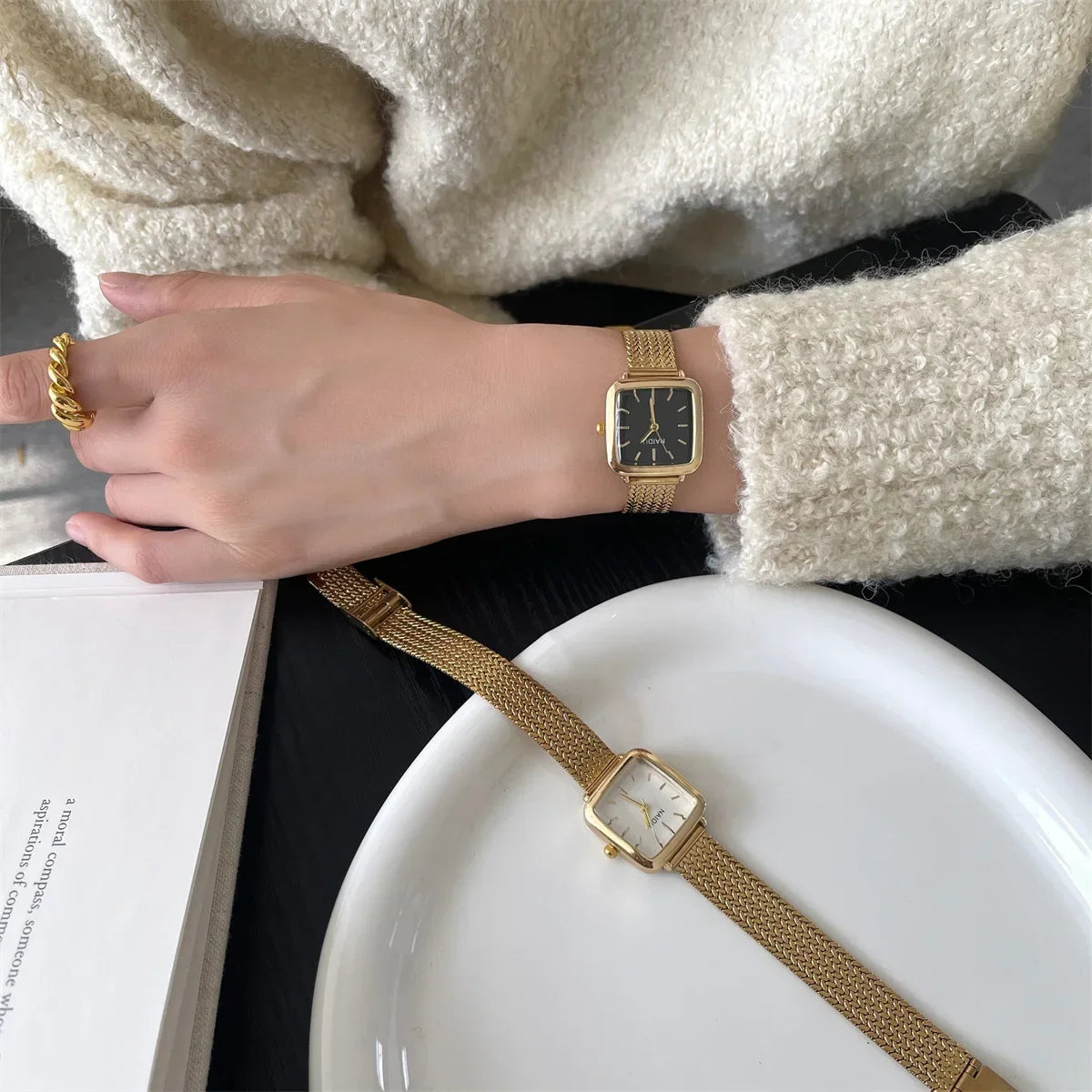 Orologio al quarzo semplice di marca per donna Orologi da donna regalo di lusso retrò Orologi da polso con cinturino in acciaio inossidabile regolabile con quadrante piccolo
