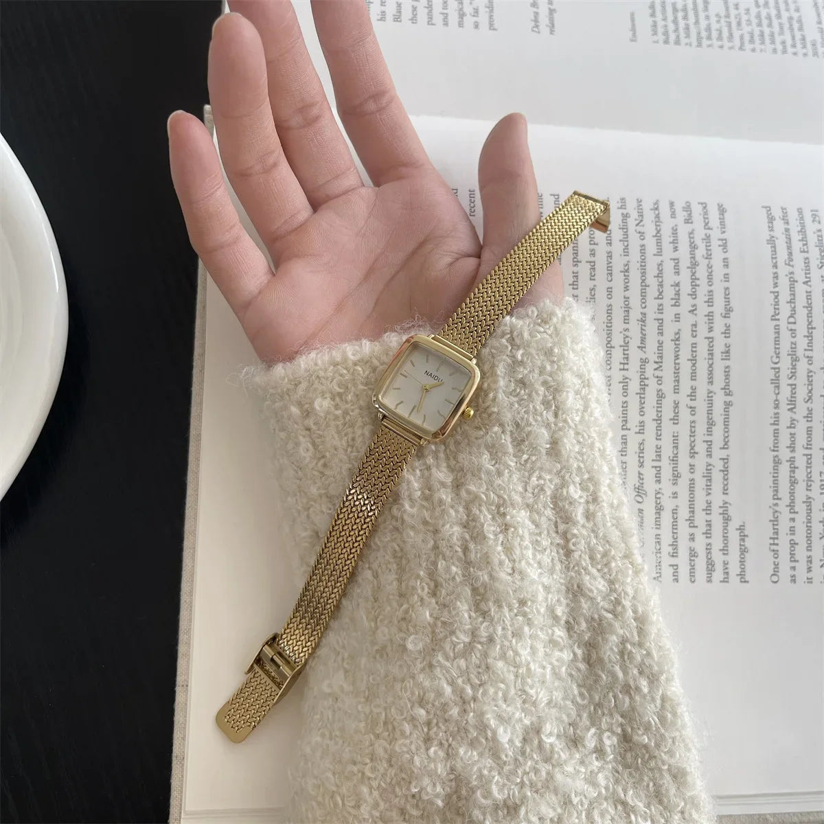 Orologio al quarzo semplice di marca per donna Orologi da donna regalo di lusso retrò Orologi da polso con cinturino in acciaio inossidabile regolabile con quadrante piccolo