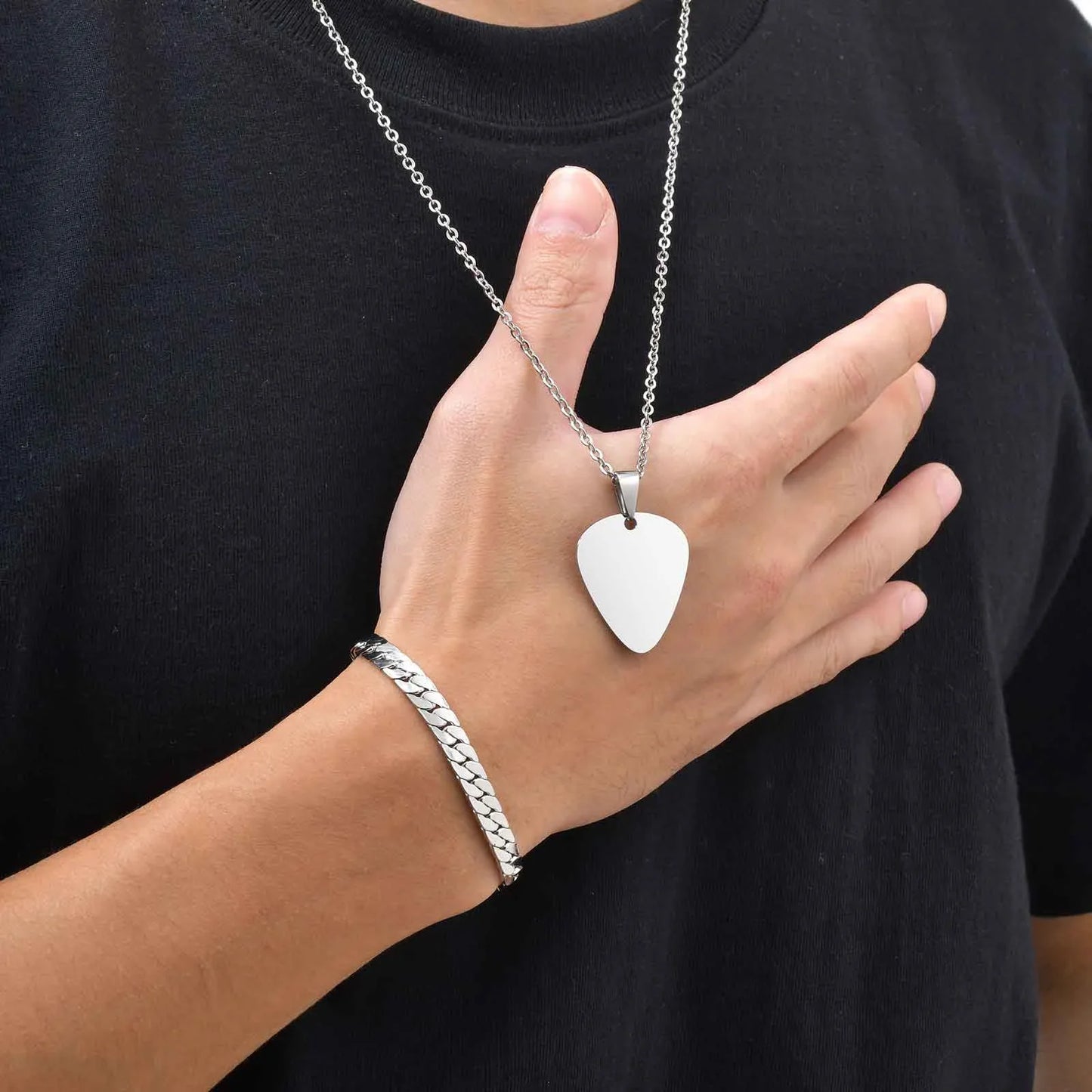 Vnox Set di 2 Pezzi Collana con Ciondolo e Bracciale da Uomo, Set di Gioielli in Acciaio Inossidabile Colore Nero Oro Argento, Regali di Gioielleria alla Moda