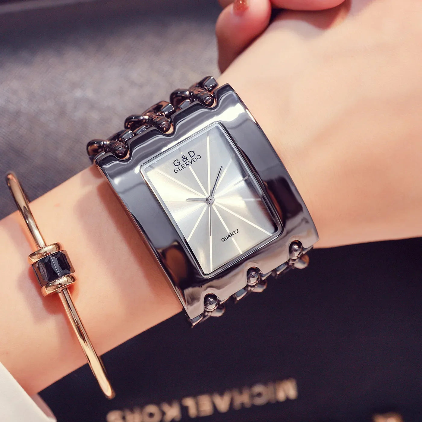 Orologio da donna di marca di lusso Abito con strass Orologi da polso da donna Eleganti orologi femminili in oro per le donne Montre Femme 2025