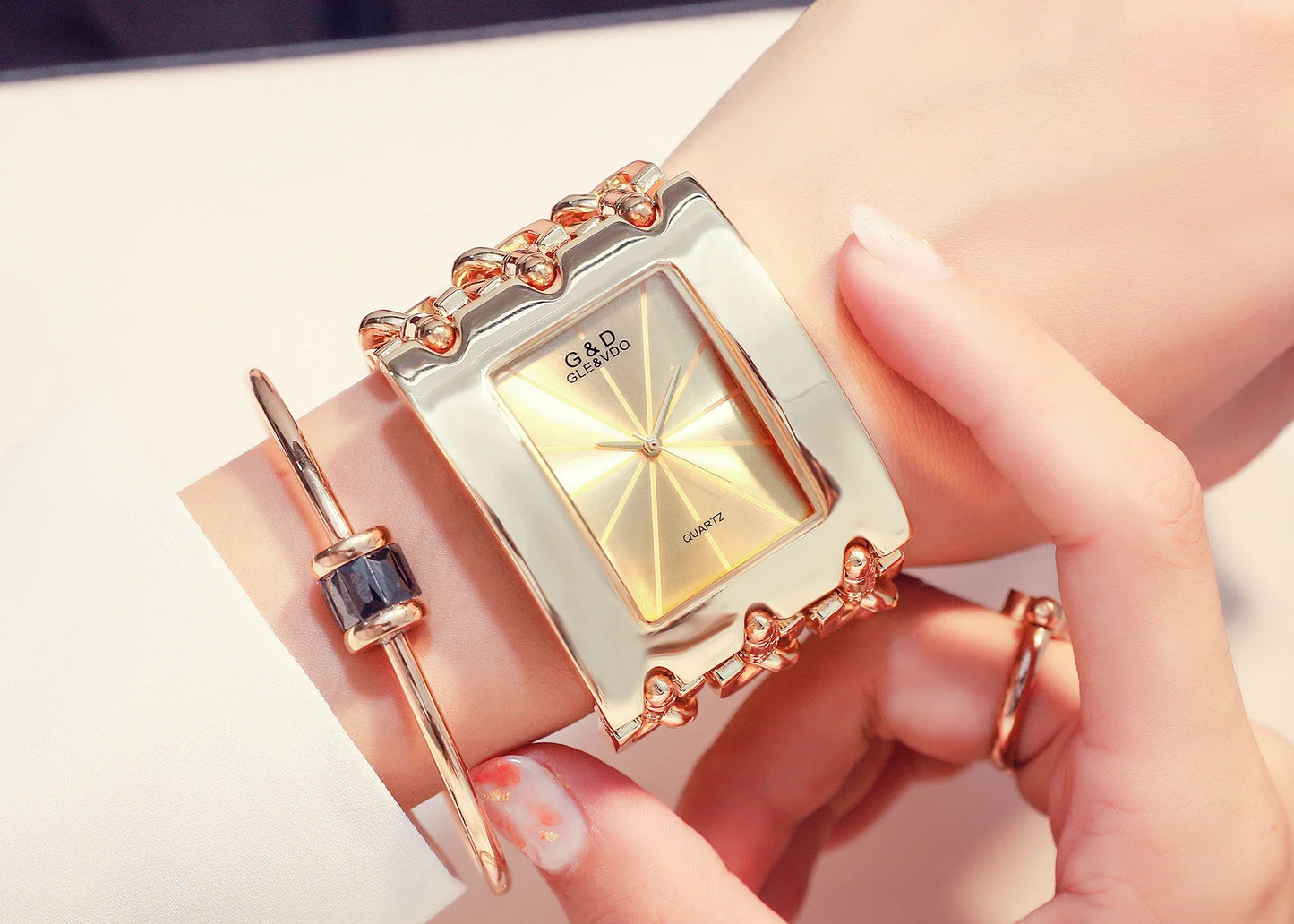 Orologio da donna di marca di lusso Abito con strass Orologi da polso da donna Eleganti orologi femminili in oro per le donne Montre Femme 2025