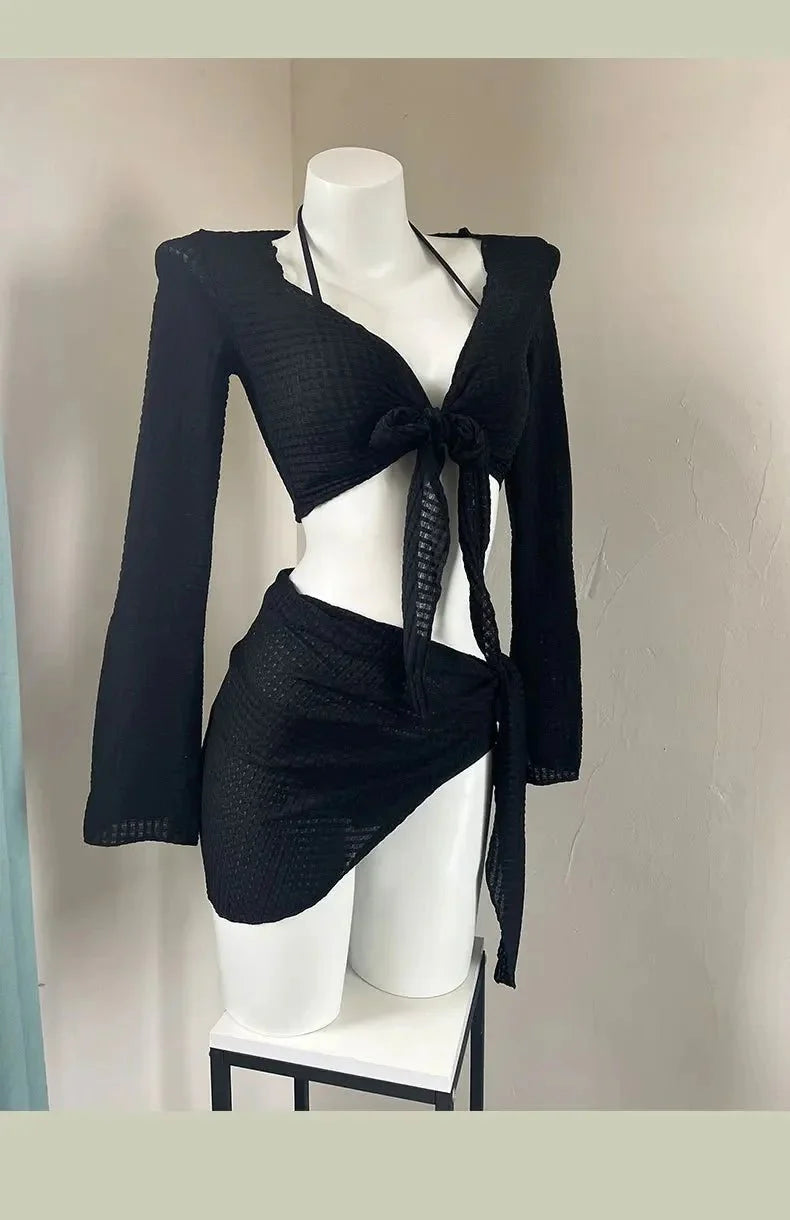 Costume da Bagno Donna 4 Pezzi Stile Coreano Bianco Nero Manica Lunga con Nodo Frontale e Gonna Copricostume 2025 – Perfetto per le Vacanze