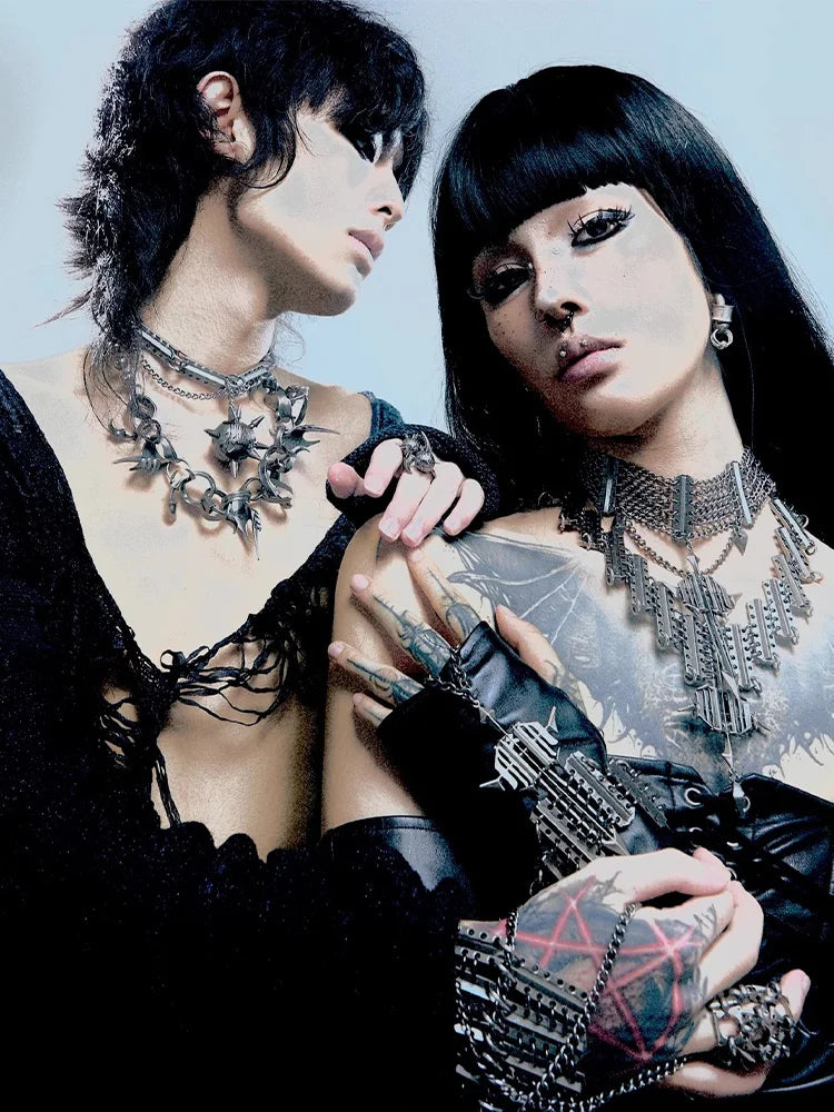 Set di Gioielli Punk Rock per Donne e Uomini, Collane e Anelli con Ciondolo a Croce Gotica, Collezione di Accessori Gioiello Audaci