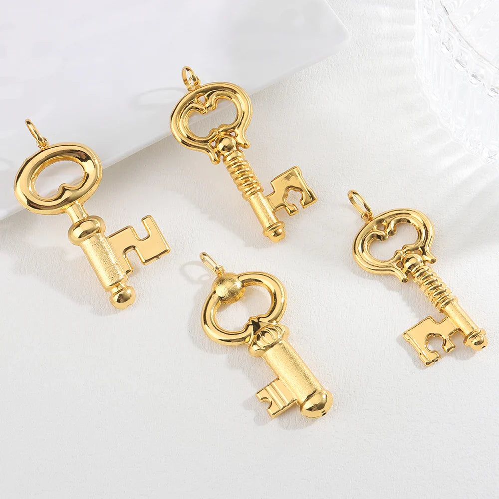 Collana placcata in oro Set di gioielli boutique Set di collane da sposa Set di gioielli di qualità di lusso per uomini e donne