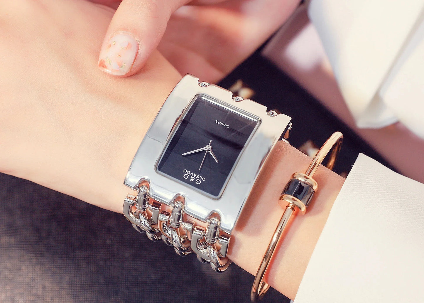 Orologio da donna di marca di lusso Abito con strass Orologi da polso da donna Eleganti orologi femminili in oro per le donne Montre Femme 2025