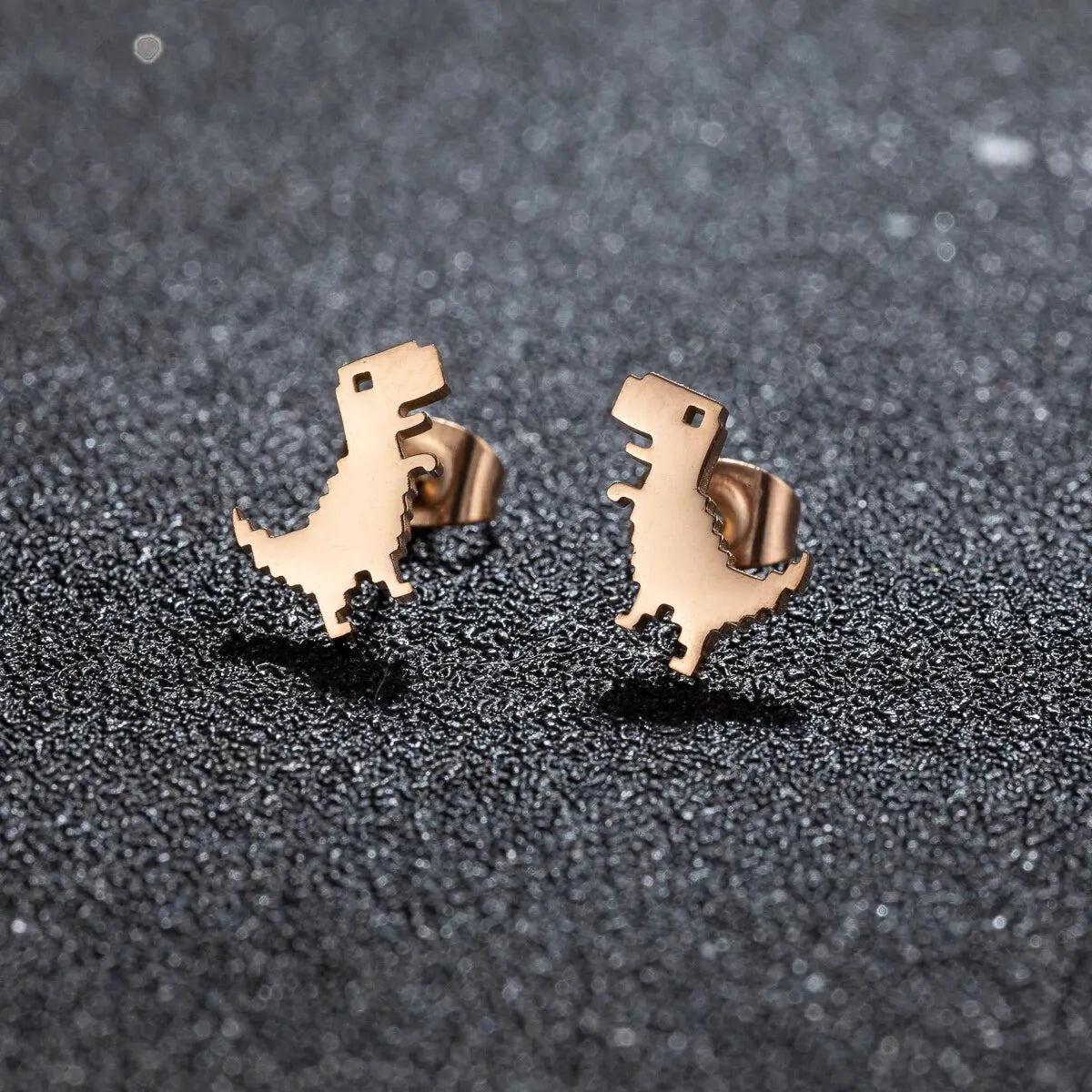1 paio di nuova moda minimalista carino femminile in acciaio inossidabile mini dinosauro orecchini per ragazze accessori gioielli regali GED509