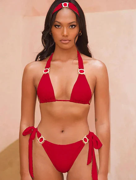 2025 Elegante set bikini in pizzo bianco per costume da bagno in 2 pezzi alla moda e chic da spiaggia, perfetto per abbigliamento da spiaggia e feste in piscina, scariole estive