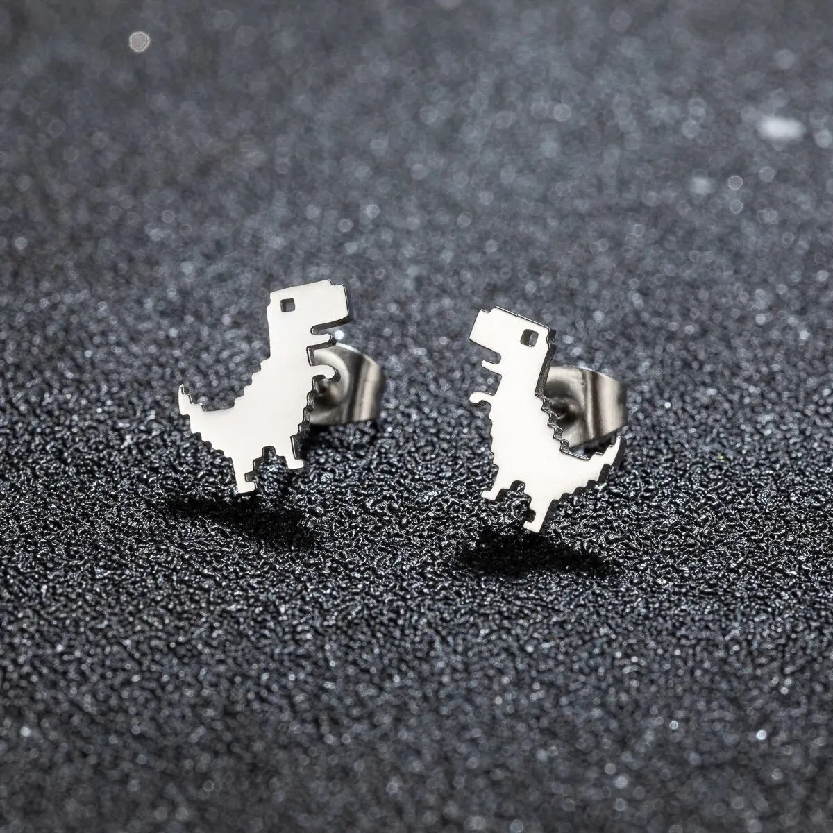 1 paio di nuova moda minimalista carino femminile in acciaio inossidabile mini dinosauro orecchini per ragazze accessori gioielli regali GED509