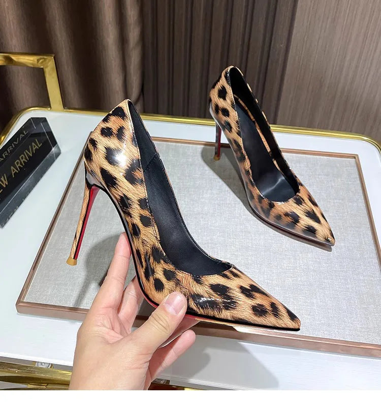 2025 New High Heels Women's Thin Heel French Sexy Leopard Pattern Internet Red Single Shoe 12CM Large Widening Thin Heel
