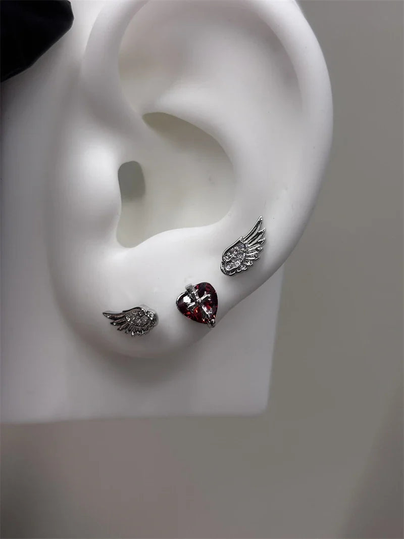 New Fashion Love Wings Cross Acciaio inossidabile Osso dell'orecchio Chiodo Zircone lucido Orecchino con filo alla moda per le donne Accessorio per piercing al corpo