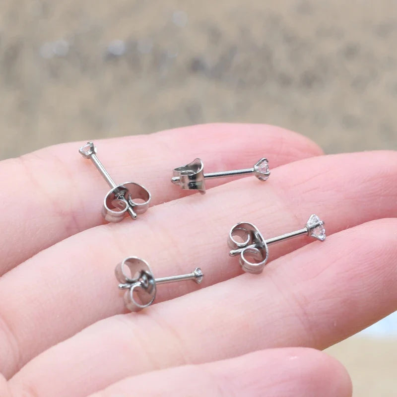 Super Mini 1.5MM 2MM zirconi in acciaio inox Push Back orecchini a bottone per uomo donna 2PC delicato Jewerlry