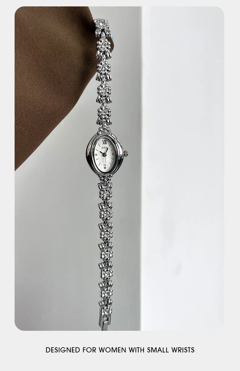 Orologio da donna Luce di lusso retrò tempestato di diamanti Bracciale di alta bellezza Orologi da donna squisiti alla moda