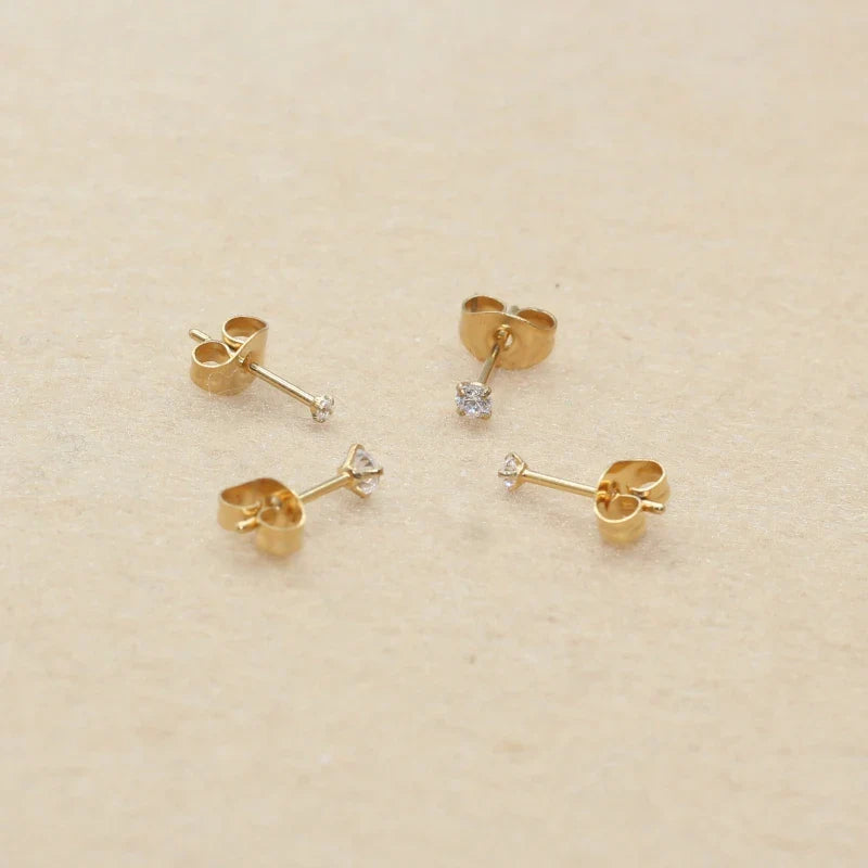 Super Mini 1.5MM 2MM zirconi in acciaio inox Push Back orecchini a bottone per uomo donna 2PC delicato Jewerlry