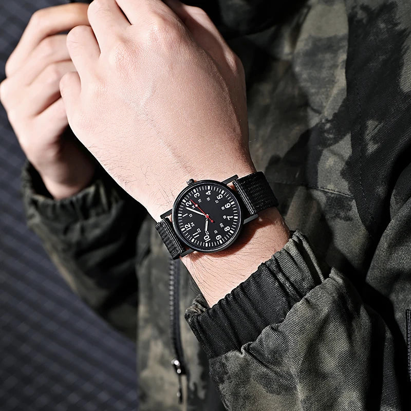 Orologio da polso sportivo al quarzo da polso da uomo con cinturino in Nylon luminoso orologi da polso resistenti agli urti